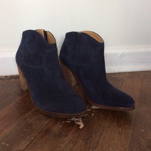 Lucky Brand Eller Navy Suede Bootie